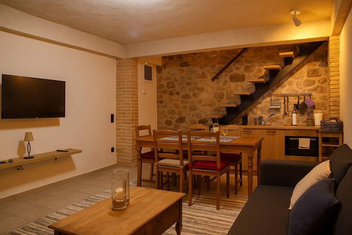 Appartamento per 6 persone, adatto a famiglie con bambini ad Eubea