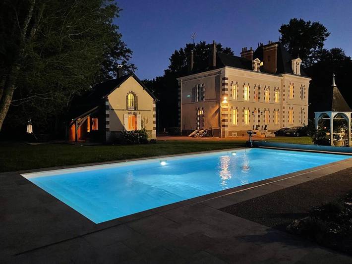 Location de vacances pour 4 personnes, avec Jacuzzi et Terrasse ainsi que Jardin et Piscine à Gien - 4