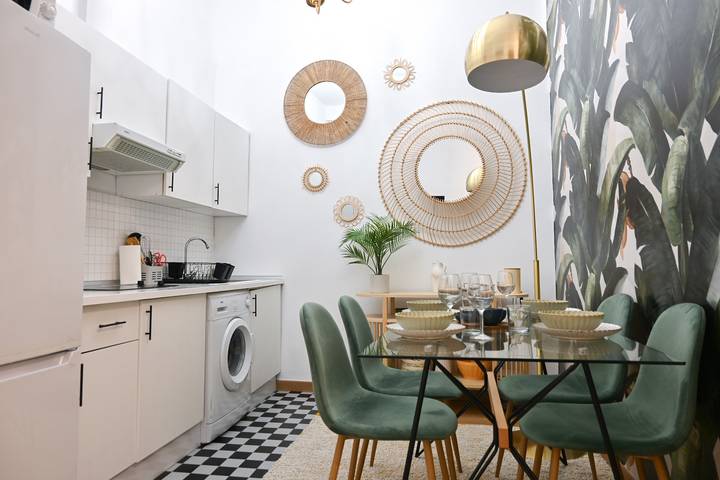Apartamento entero, M Vive la vida madrileña! Acogedora viv in Centro (Madrid), Madrid