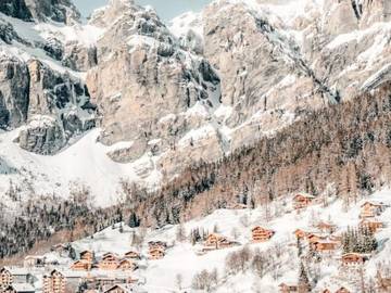 Gîte pour 4 personnes, avec balcon à Loèche-les-Bains