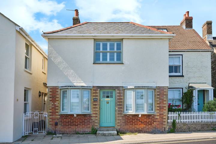 Cottage for 6 people, with garden, child-friendly on the Isle of Wight