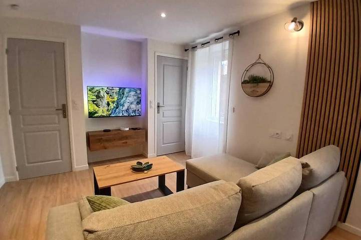 Location de vacances pour 6 personnes à Saint-Georges-de-Luzençon