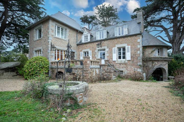 Location de vacances pour 12 personnes, avec jardin à Trébeurden - 2