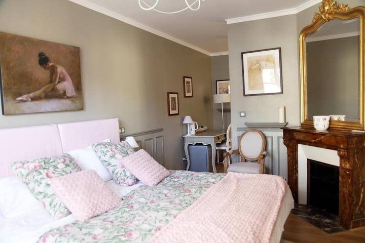 Location de vacances pour 2 personnes, avec jardin à Vanves - 2