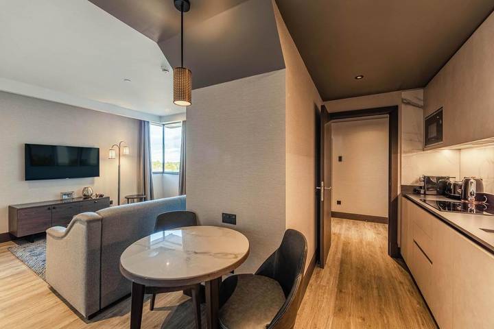 Hôtel pour 2 personnes, avec jardin ainsi que sauna et piscine à Cambridge - 3