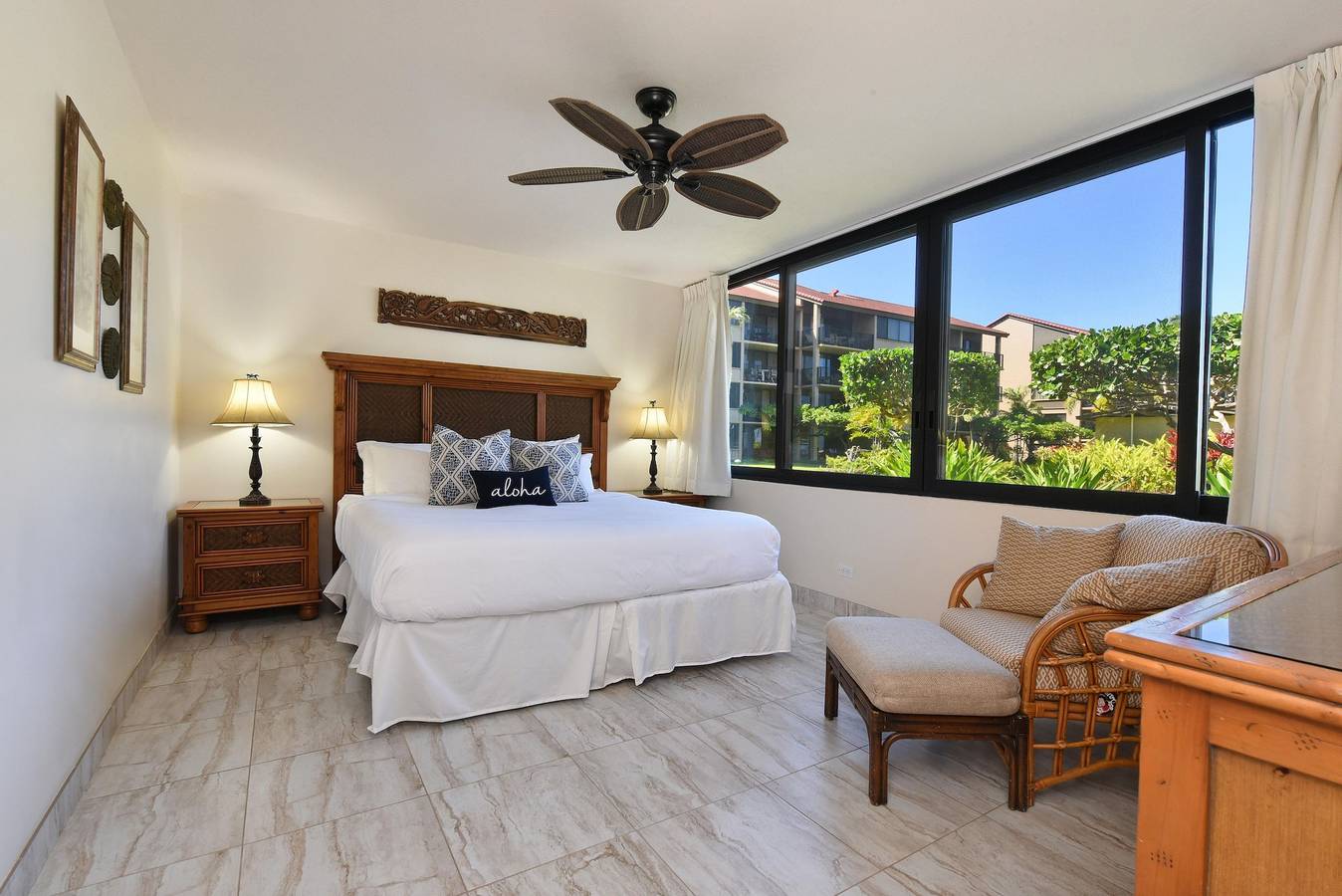 Entire apartment, Papakea H106 in Lahaina in Napili-Honokowai, West Maui