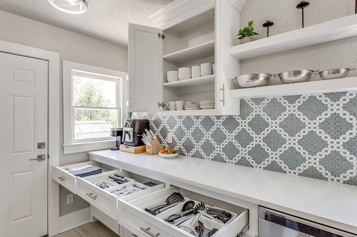 Vacation rental for 14 people, with hot tub and yard in Oklahoma City