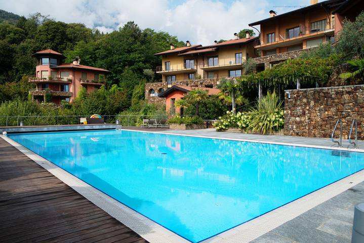 Ganze Wohnung, Gemütliches Apartment mit Pool & WiFi, nahe dem Stadtzentrum von Menaggio in Menaggio, Gemeinde Menaggio