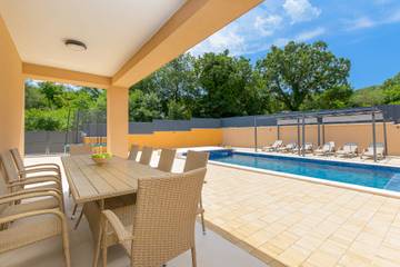 Villa für 10 Personen in Rovinjsko Selo, Rovinj, Bild 2