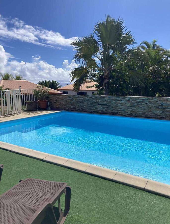 Gîte pour 2 personnes, avec terrasse et piscine à Manapy les Bains - 4