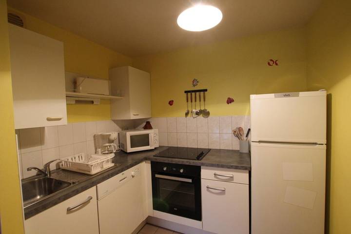 Gîte pour 4 personnes, avec jardin à Gouville-sur-Mer - 4