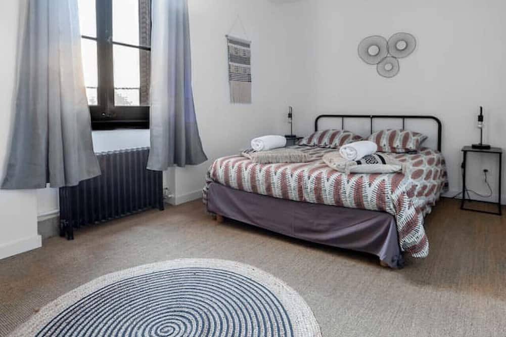 Entire apartment, Grand Appartement lumineux en centre-ville in Vichy, Vichy region