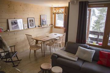 Chalet pour 6 personnes, avec jardin et balcon dans Valmorel