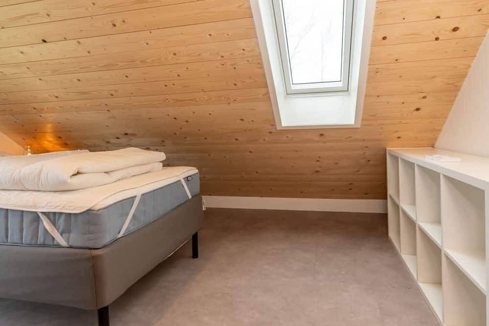 Willkommen im Chalet 7 im Riethoek Westerschouwen, wo Ruhe, Komfort und Natur zusammenkommen. Betret in Burgh-Haamstede, Zeeuwse Kust