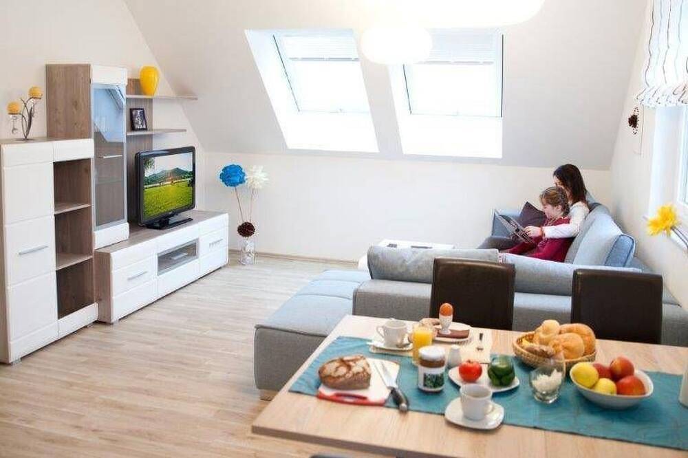 Ganze Wohnung, Komfortable Ferienwohnung in Stubenberg Am See mit Garten in Gemeinde Stubenberg, Steirerland