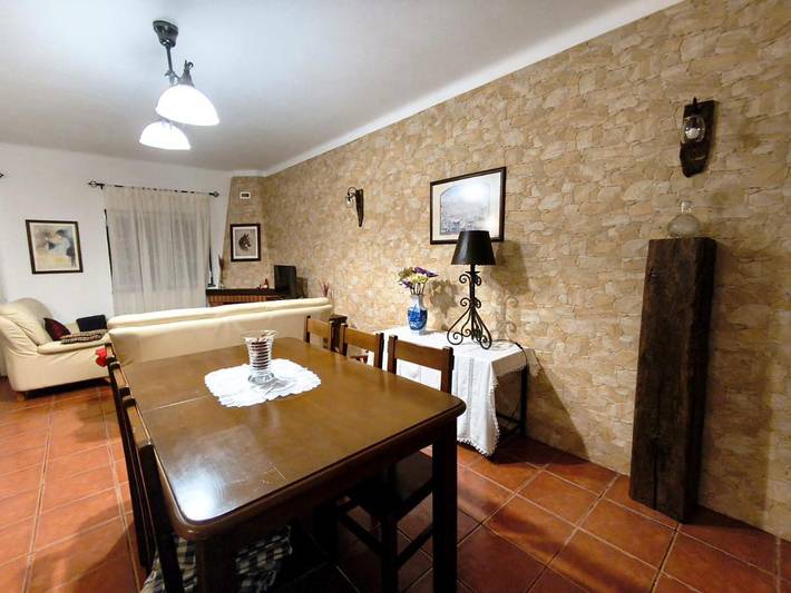 Location de vacances pour 8 personnes, avec terrasse et vue à Portalegre
