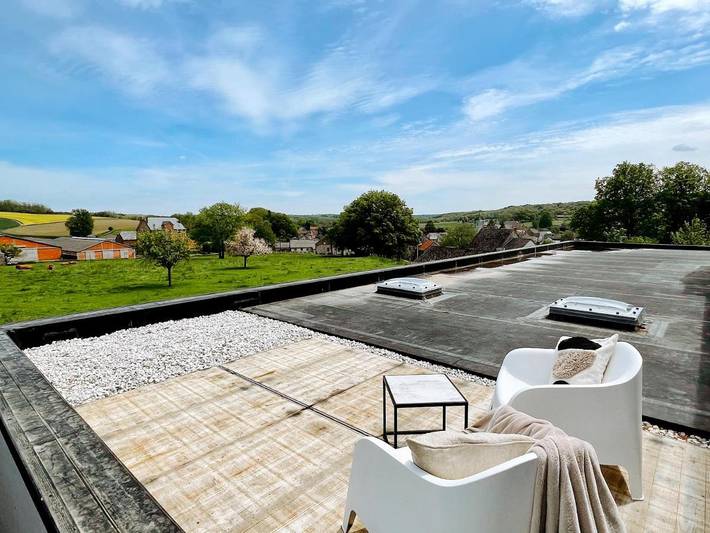 Chambre d’hôte pour 2 personnes, avec vue et terrasse à Onhaye