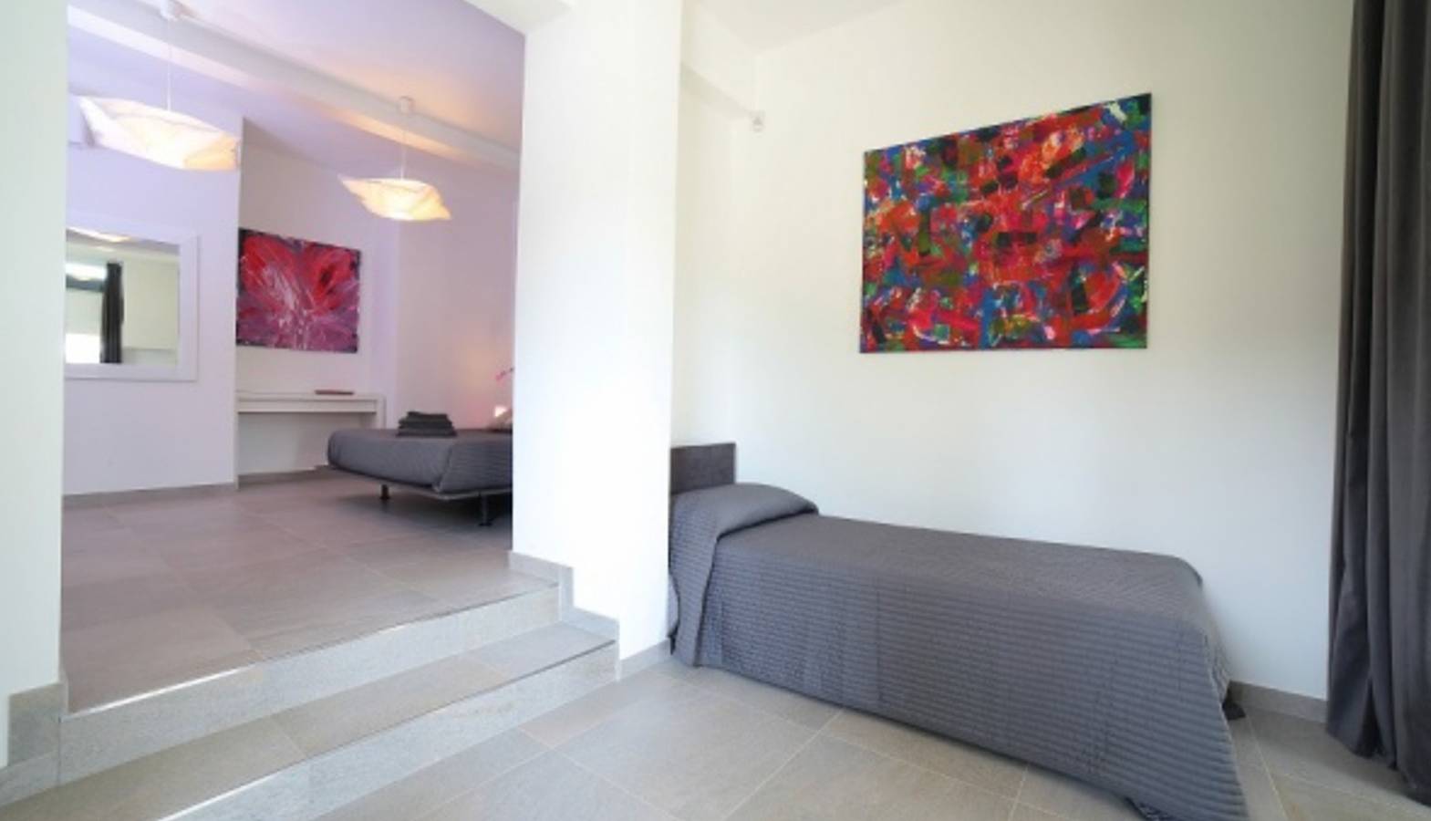 Bed and Breakfast Loggia degli Artisti 'Deluxe Room One' with shared pool and air conditioning in Palazzolo dello Stella, Udine Province