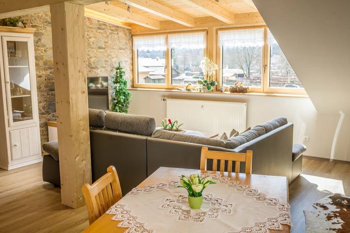 Ferienwohnung für 2 Personen, mit Balkon an der Zugspitzland