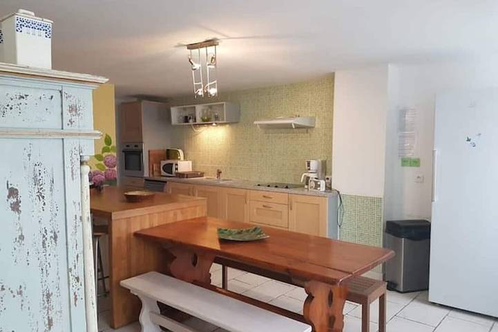 Gîte pour 20 personnes, avec jardin ainsi que jacuzzi et piscine à Molières-sur-Cèze - 2