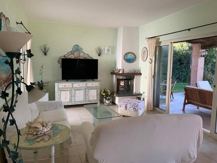Location de vacances pour 8 personnes, avec Terrasse ainsi que Jardin et Piscine à Fregene - 3