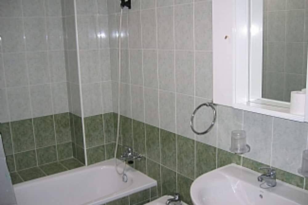 Townhouse With Roof Terrace, Pretty Complex With 2 Pools in Vera, Costa de Almería
