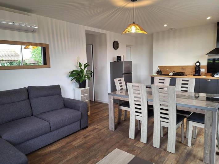 Gîte pour 4 personnes, avec jardin et balcon à Saint-Cyr-les-Vignes - 2