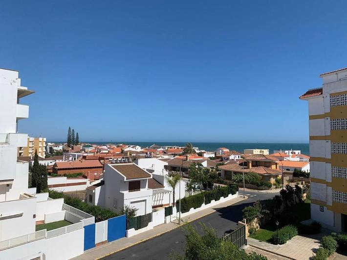 Apartamento para 6 personas, con vistas y jardín en La Antilla