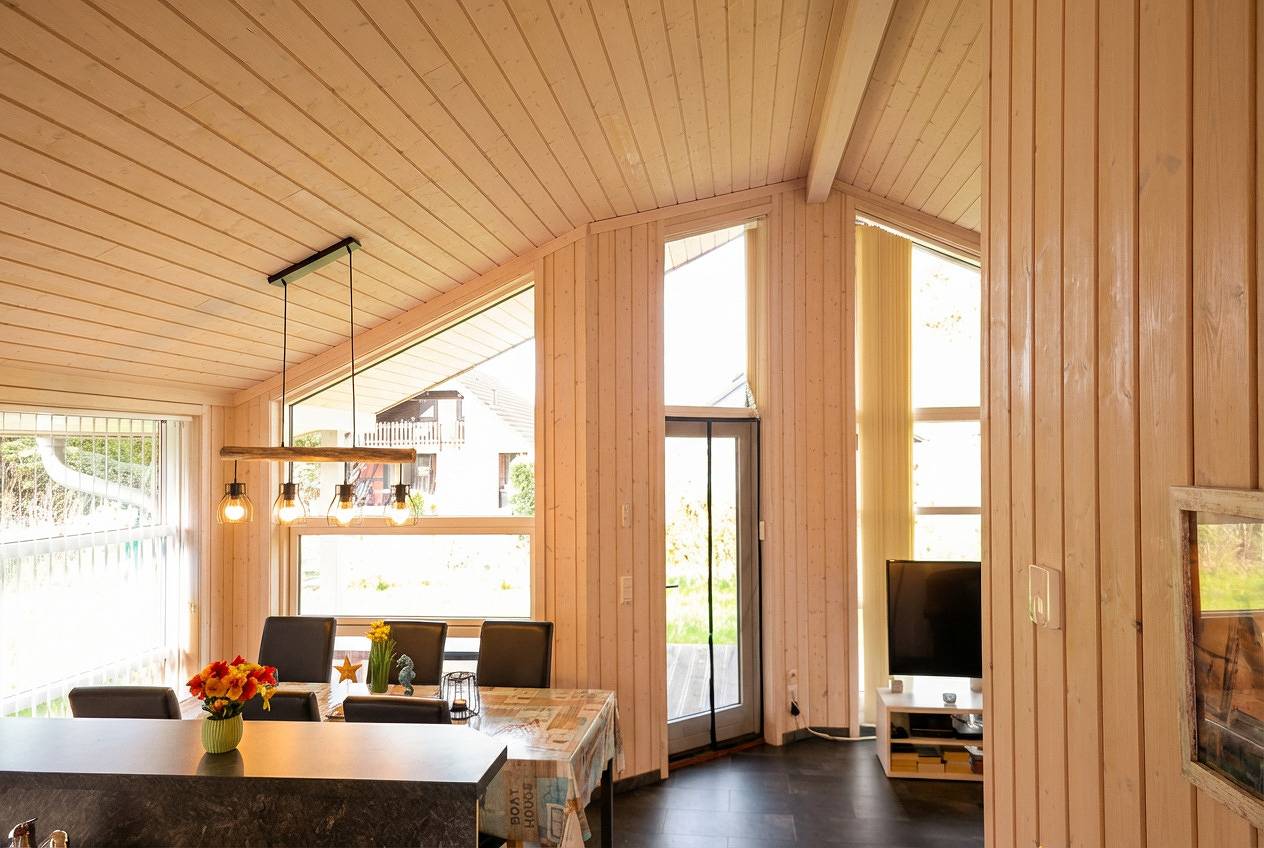 Haus Meerzeit - hundefreundliches Ferienhaus mit Sauna an der Nordsee in Sehestedt (Jade), Jade