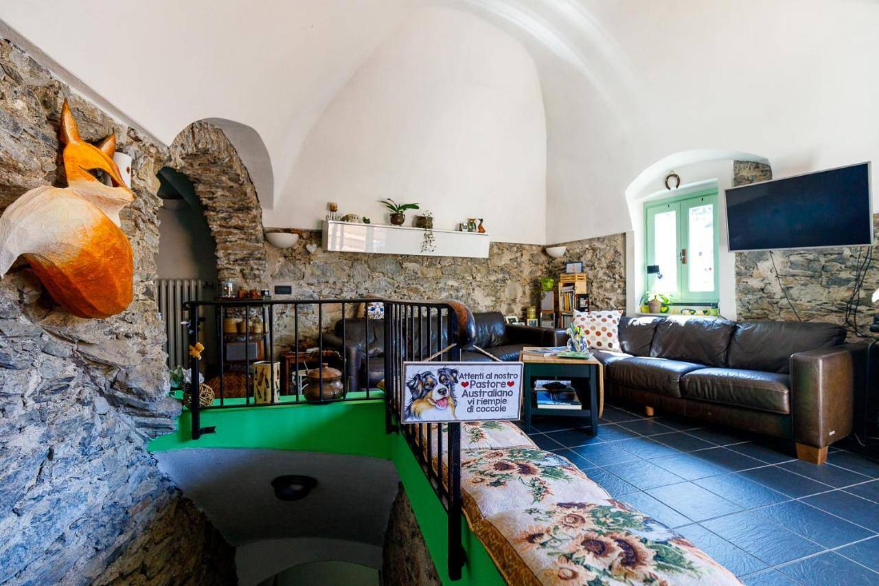 Arvé Castelbianco - B&B e Appartamento in Vesallo, Castelbianco