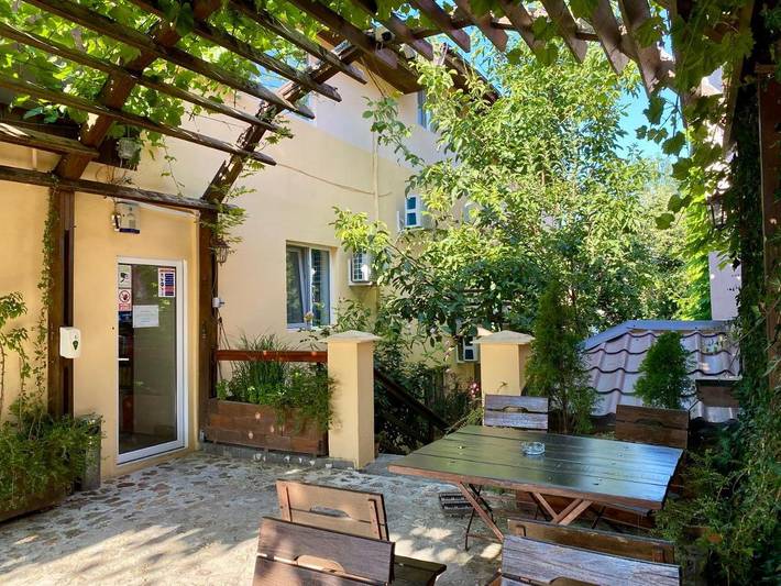 Maison d’hôte pour 2 personnes, avec Terrasse ainsi que Jardin et Vue dans Constanța
