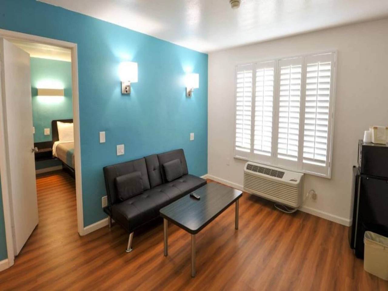 Apartamento entero, 1 cama tamaño queen | Suite, microondas, para no fumadores in Fountain Valley (California), Condado de Orange