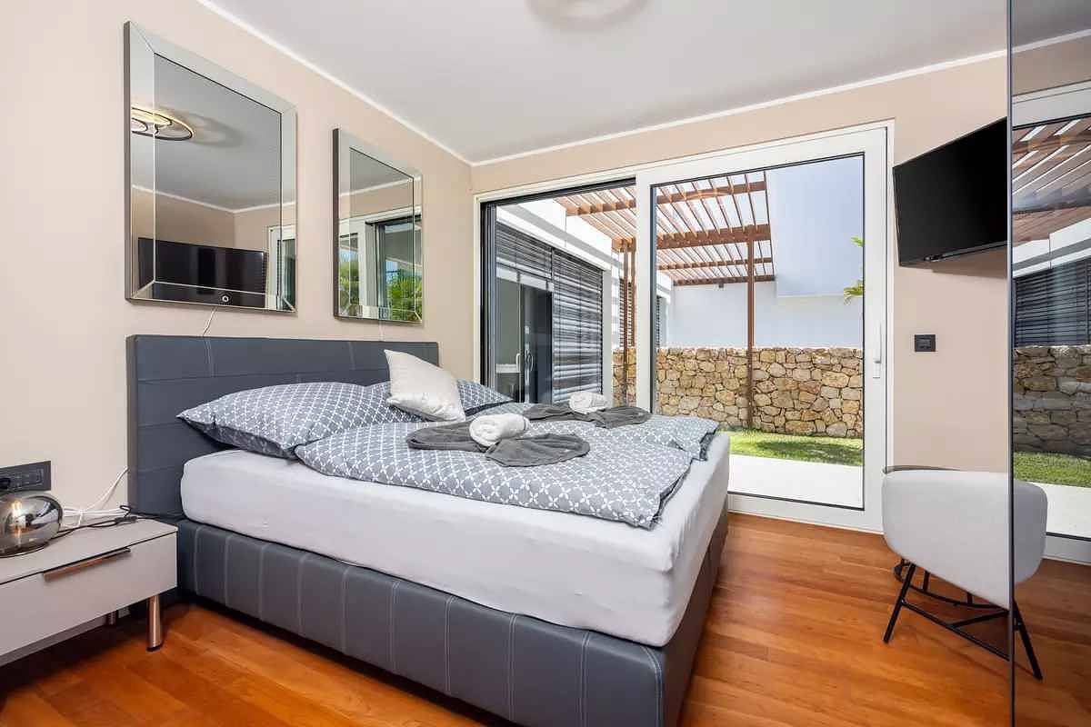 Villa mit Pool, Whirlpool, Sauna und Panoramablick in Crikvenica, Primorje-Gorski Kotar