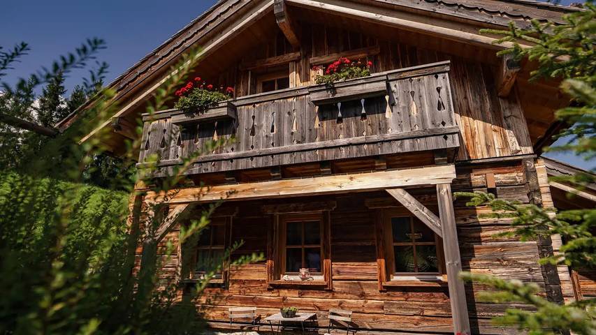 Chalet für 8 Personen, mit Terrasse und Sauna sowie Garten in Haus - 4