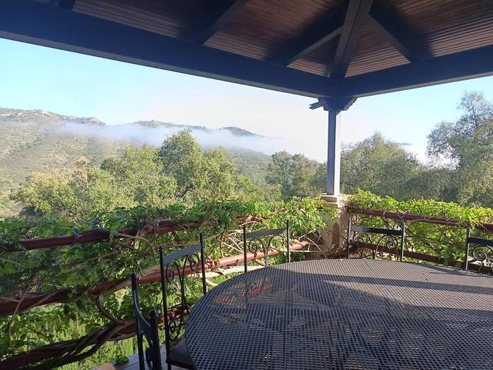 Hostal para 80 personas, con Balcón y Jacuzzi además de Terraza y Piscina en Sierra de Hornachuelos - 3