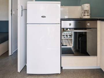 Static Caravan for 2 People in Rivedoux-Plage, Nouvelle-Aquitaine, Photo 2