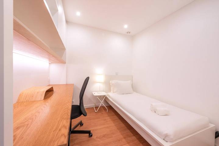 Ganze Wohnung, Ferienwohnung für 5 Personen in Misericórdia, Costa de Lisboa