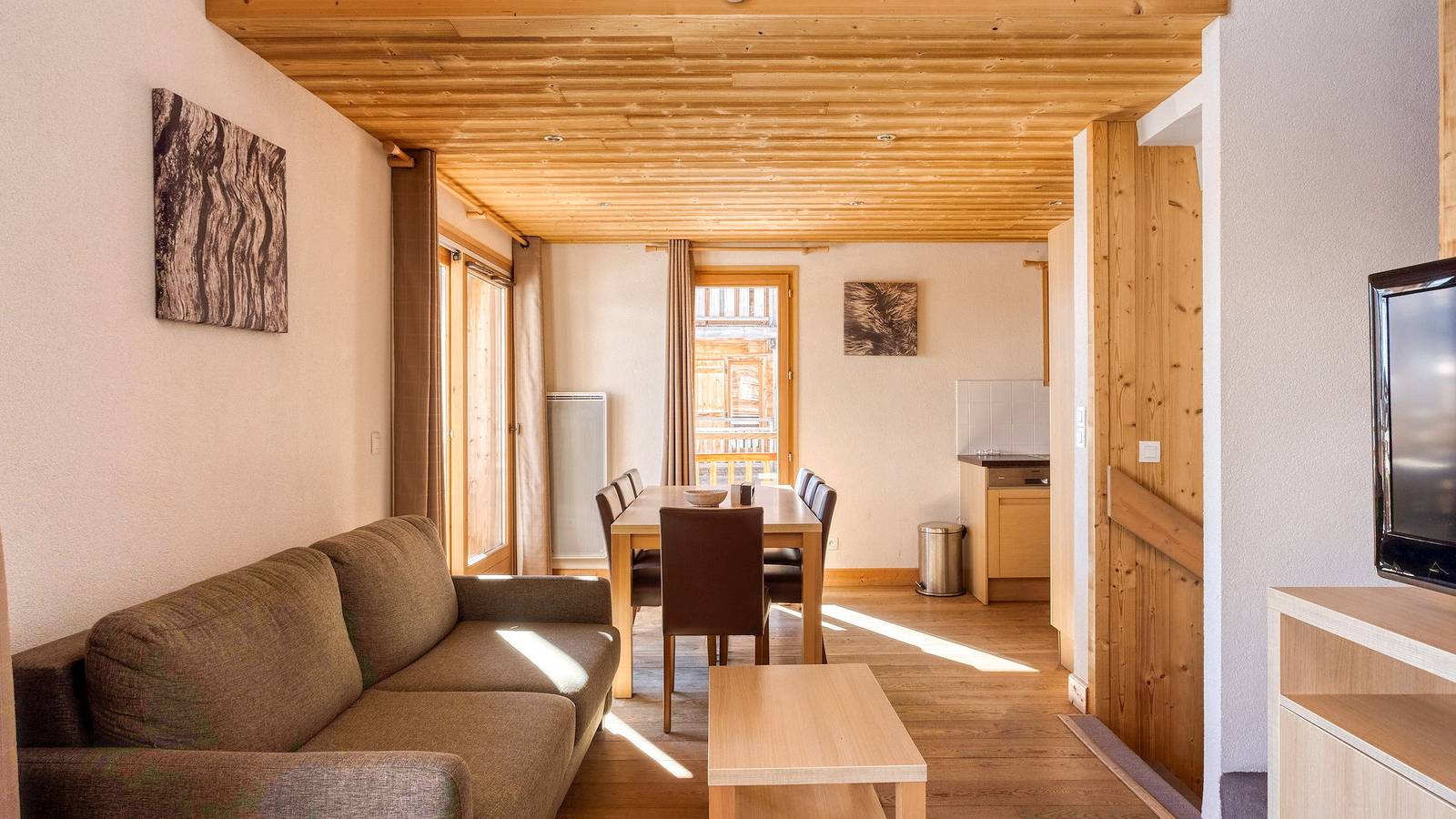 Half vrijstaand duplex chalet - 3 slaapkamers op Dormio resort Les Portes du Grand Massif - Flaine in Les Carroz, Arâches-la-Frasse