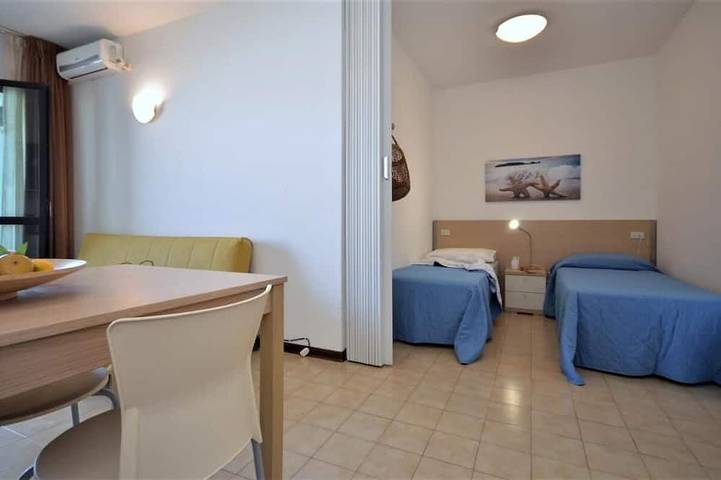 Ganze Wohnung, Entspannendes Studio-Apartment in Lignano in Lignano Sabbiadoro, Udine Provinz