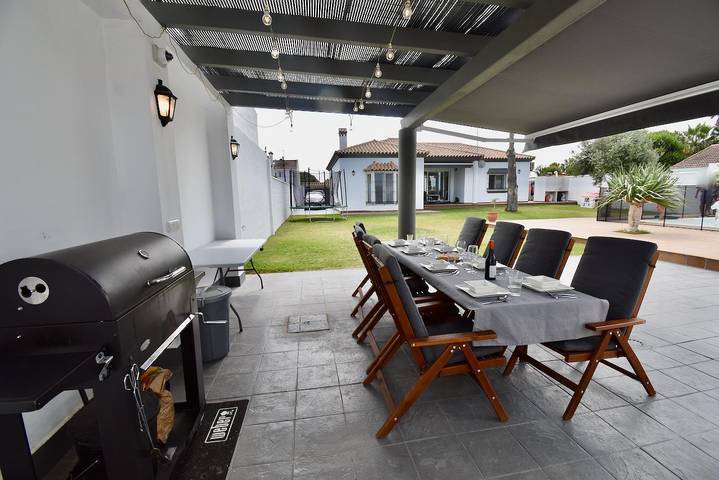 Chalet para 10 personas, con jardín y piscina, Familias con niños en Provincia de Cádiz - 4