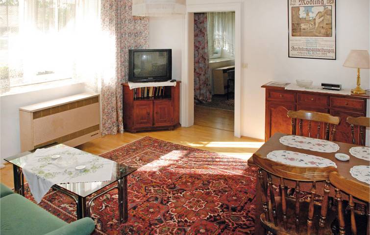 Ganze Ferienwohnung, Gemütliche 70 m² große Wohnung in Perchtoldsdorf, 400 m vom Stadtzentrum entfernt in Perchtoldsdorf, Bezirk Mödling