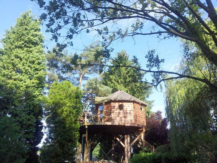 Maison d’hôte pour 2 personnes, avec Jacuzzi et Terrasse ainsi que Jardin et Piscine dans Hainaut