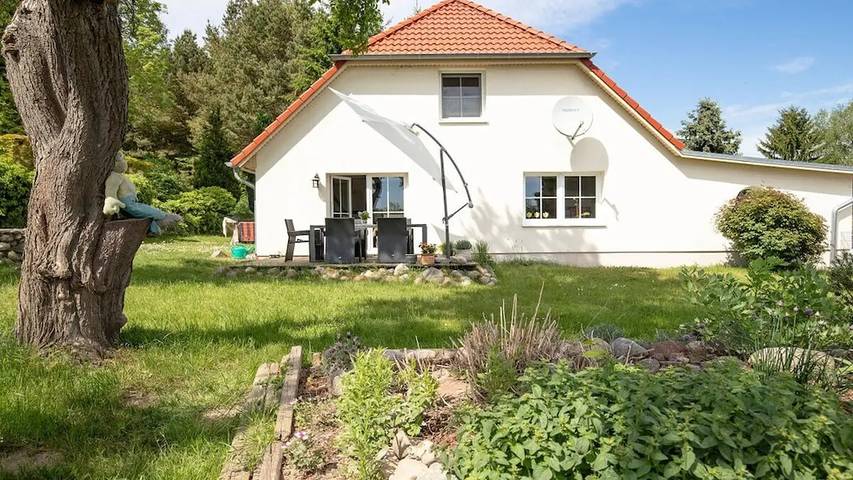 Ferienhaus für 4 Personen, mit Garten in Bergen auf Rügen - 2