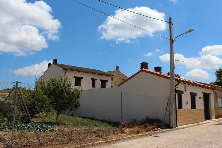 Casa rural para 11 personas, con Balcón y Terraza además de Jardín y Vistas en Algarra - 2