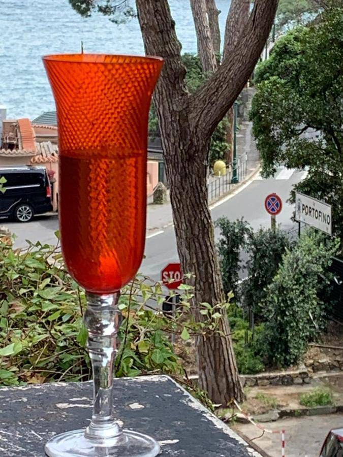 Gîte pour 5 personnes, avec balcon dans Paraggi