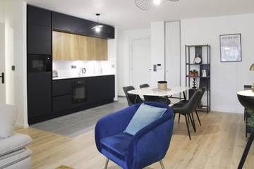 Location De Vacances pour 6 Personnes dans Vanves, Hauts-de-Seine, Photo 2