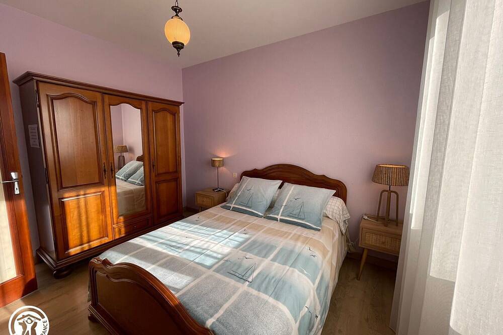 Maison rénovée avec grand jardin, proche des Sables-d'Olonne, 4 chambres, terrasse et Wifi in Château-d'Olonne, Les Sables-d'Olonne