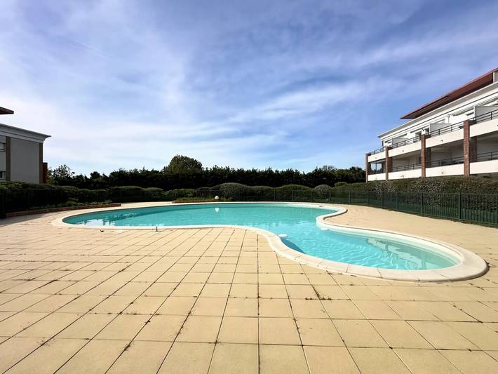 Location de vacances pour 4 personnes, avec terrasse et piscine dans Golf de Pornic - 2