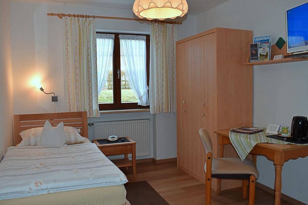 Gästehaus Bergfrieden - Habitación individual n. ° 1 in Bad Bayersoien, Romantische Straße