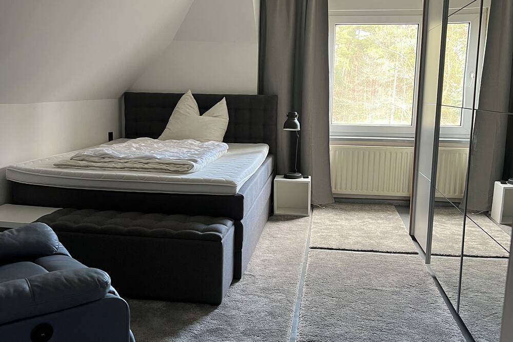 Großzügiges Ferienhaus im Spreewald mit Privatsteg, großem Garten | 16+ Personen in Märkisch Buchholz, Dahme-Seengebiet